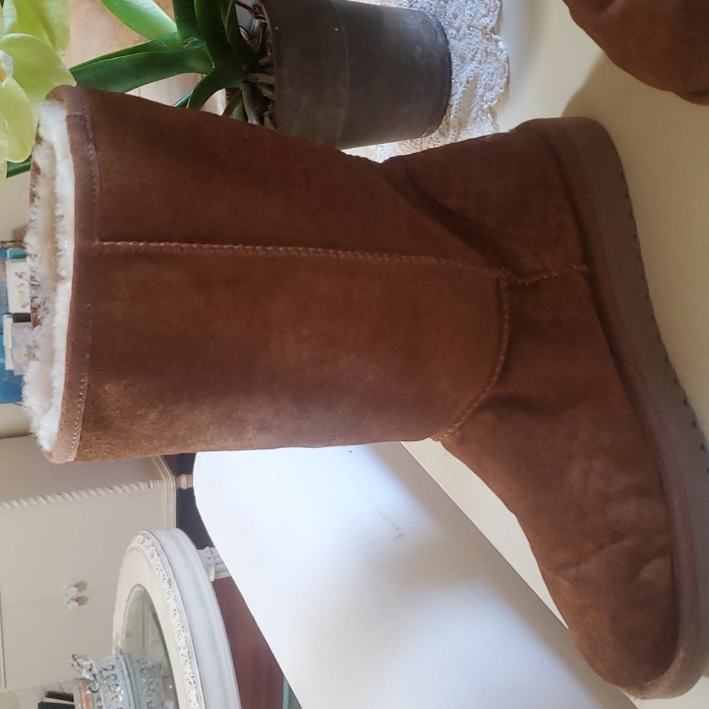👢KOOLABURRRA BY UGG Short Boots